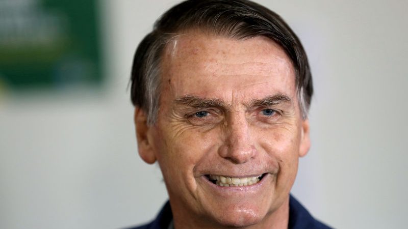 Presidente Bolsonaro condecora ministros com a Ordem do Rio Branco