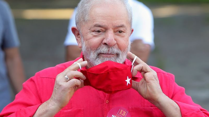 Lula lidera sobre Bolsonaro e terceira via está embrionária, mostra