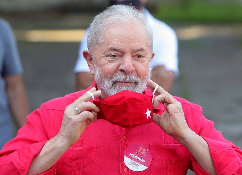 Lula lidera sobre Bolsonaro e terceira via está embrionária, mostra